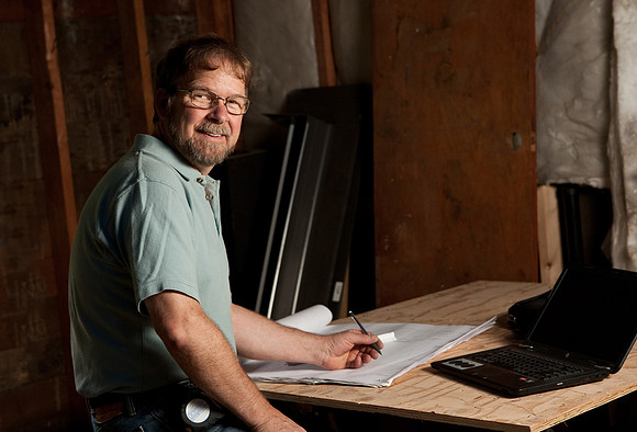 Environmental portrait by Mike Nakamura