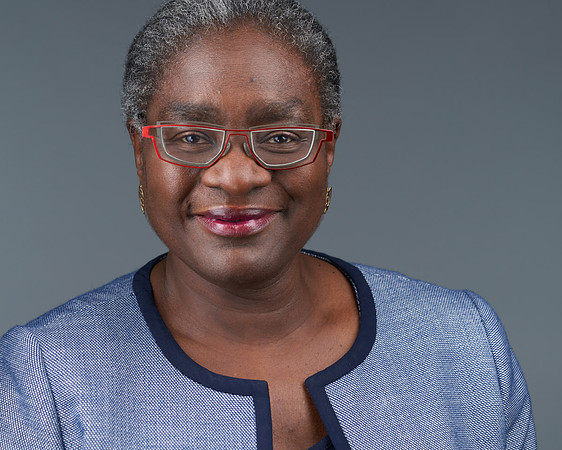 WEB-201027-Ndidi-Musa---00112-Seattle-headshot-Bellevue-Redmond-Mike-Nakamura-Photography-2