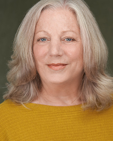 WEB-190830 Bonnie Shultz - 00003_10-Seattle-headshot-Bellevue-Redmond-Mike-Nakamura-Photography-2