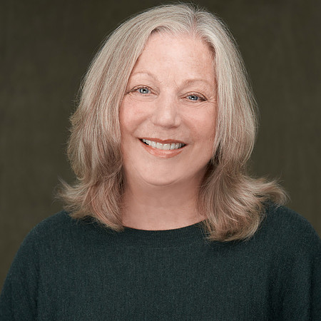 WEB-190830 Bonnie Shultz - 00003_89-Seattle-headshot-Bellevue-Redmond-Mike-Nakamura-Photography-3