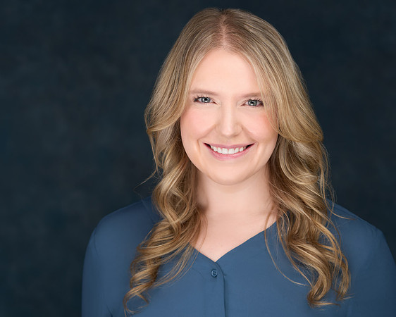 WEB-250206 Ellen Bunch - 00596-Seattle-headshot-Bellevue-Redmond-Mike-Nakamura-Photography-2